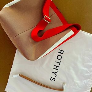 Rothy’s Carmel spice bucket bag